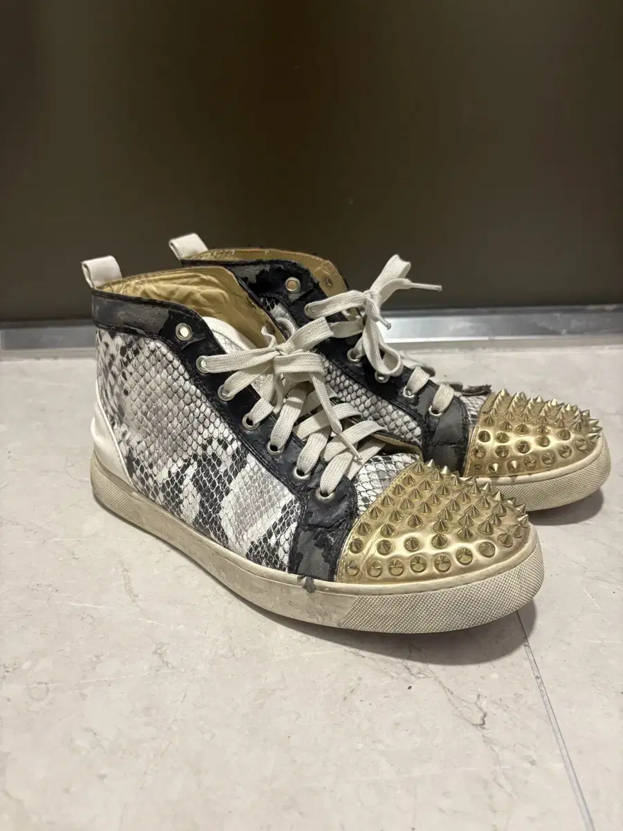 루루 Lexani LX-Twenty Performance 265/30R22 97W XL Passenger Tire